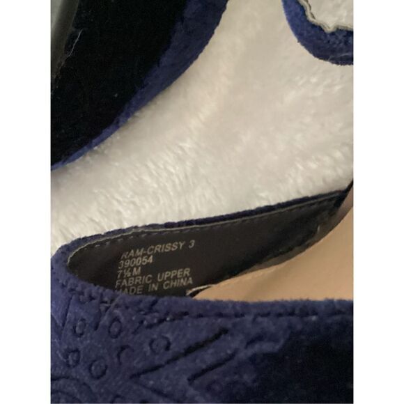 Rampage Chrissy Blue Velvet Wedges - Picture 7 of 8